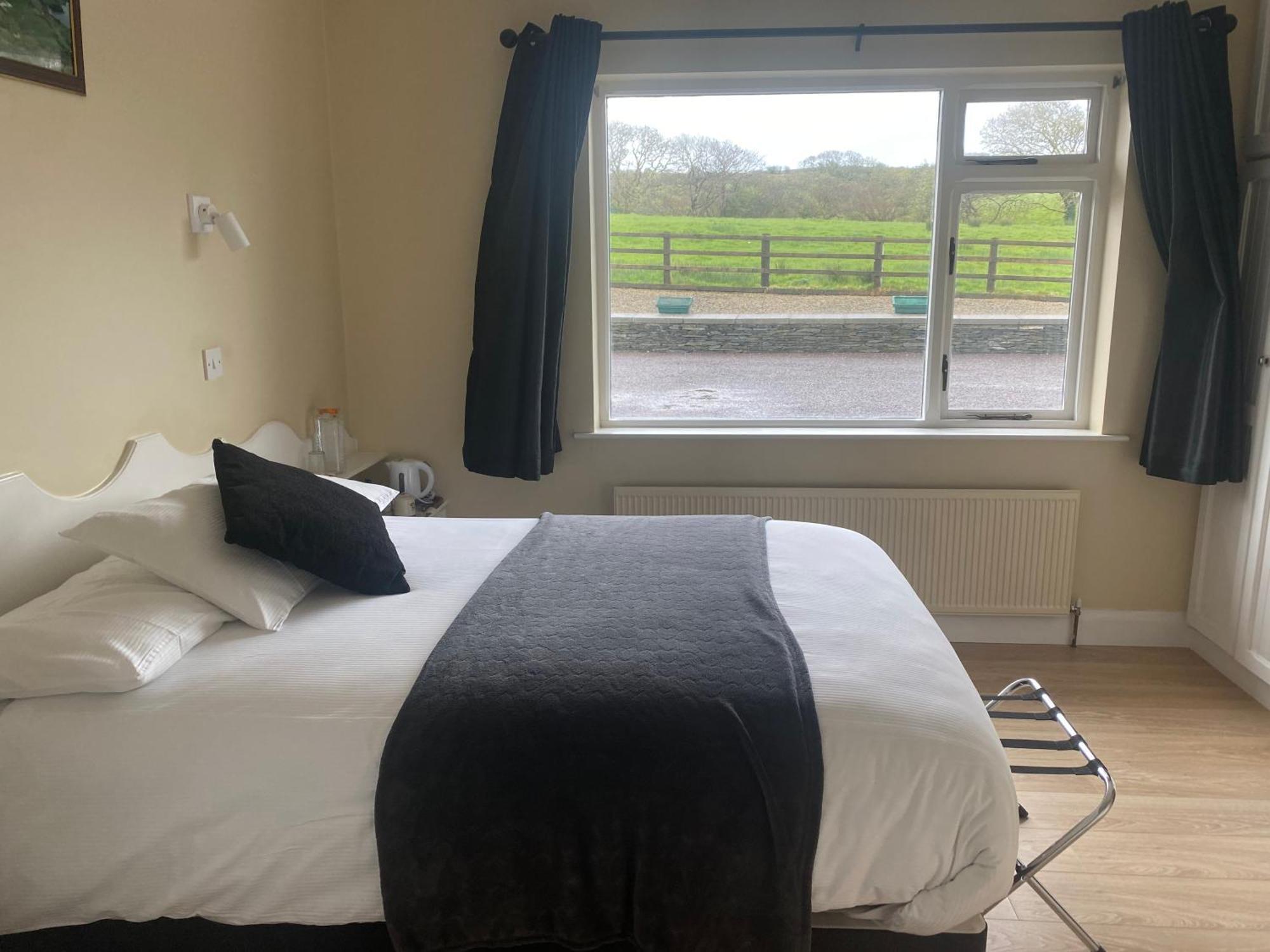 La Mirage B&B Bantry Bagian luar foto